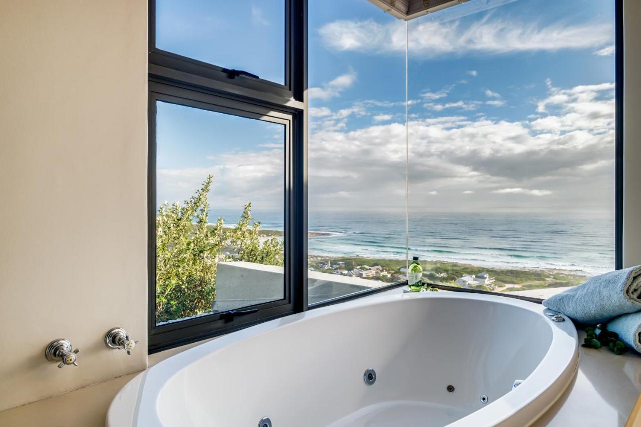 Ocean'S Horizon Beach House Scarborough Extérieur photo